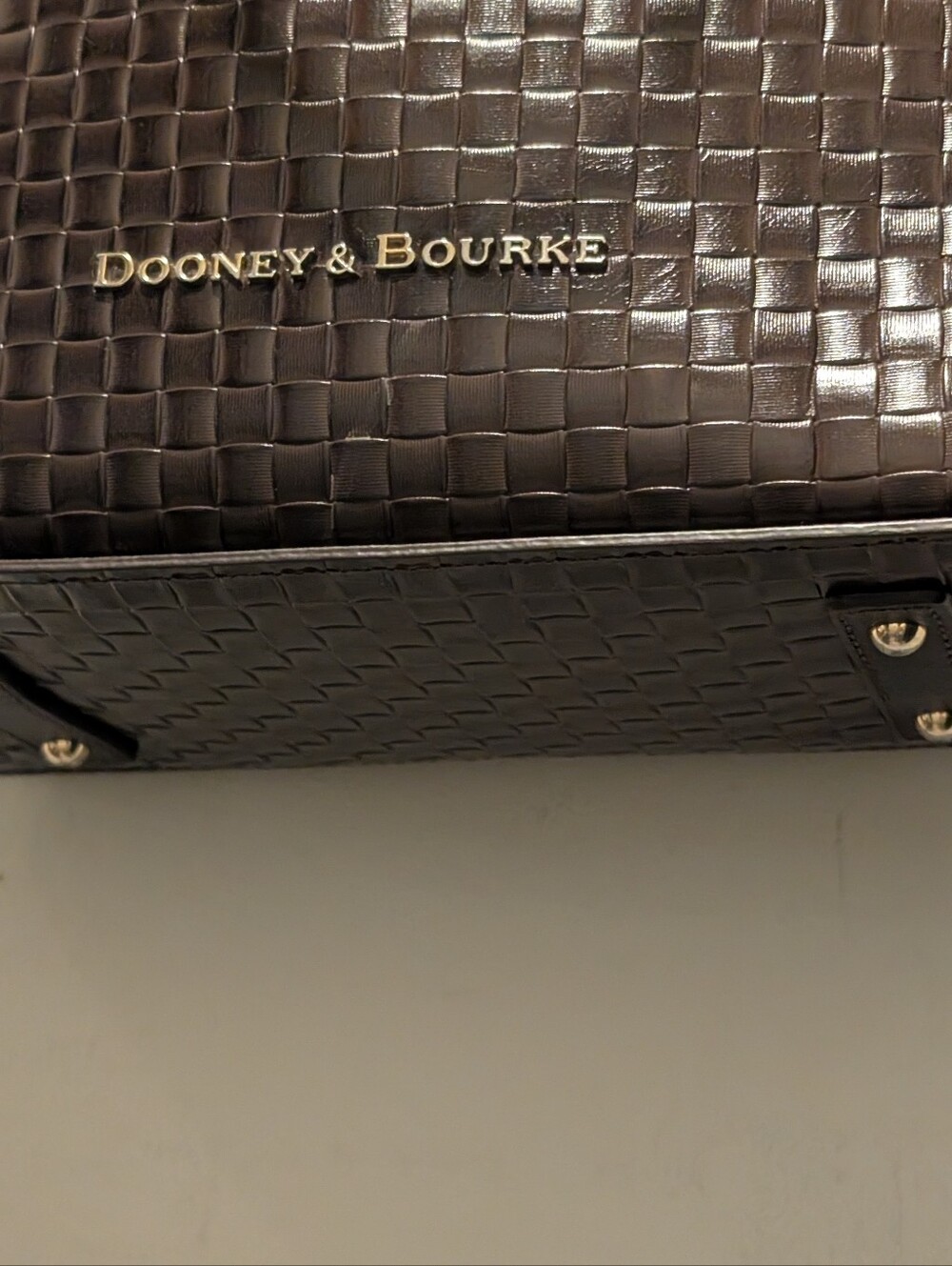 Dooney & Bourke Brown Gold Woven Liliana Beach Boho Coastal Leather Tote Bag - Picture 8 of 15